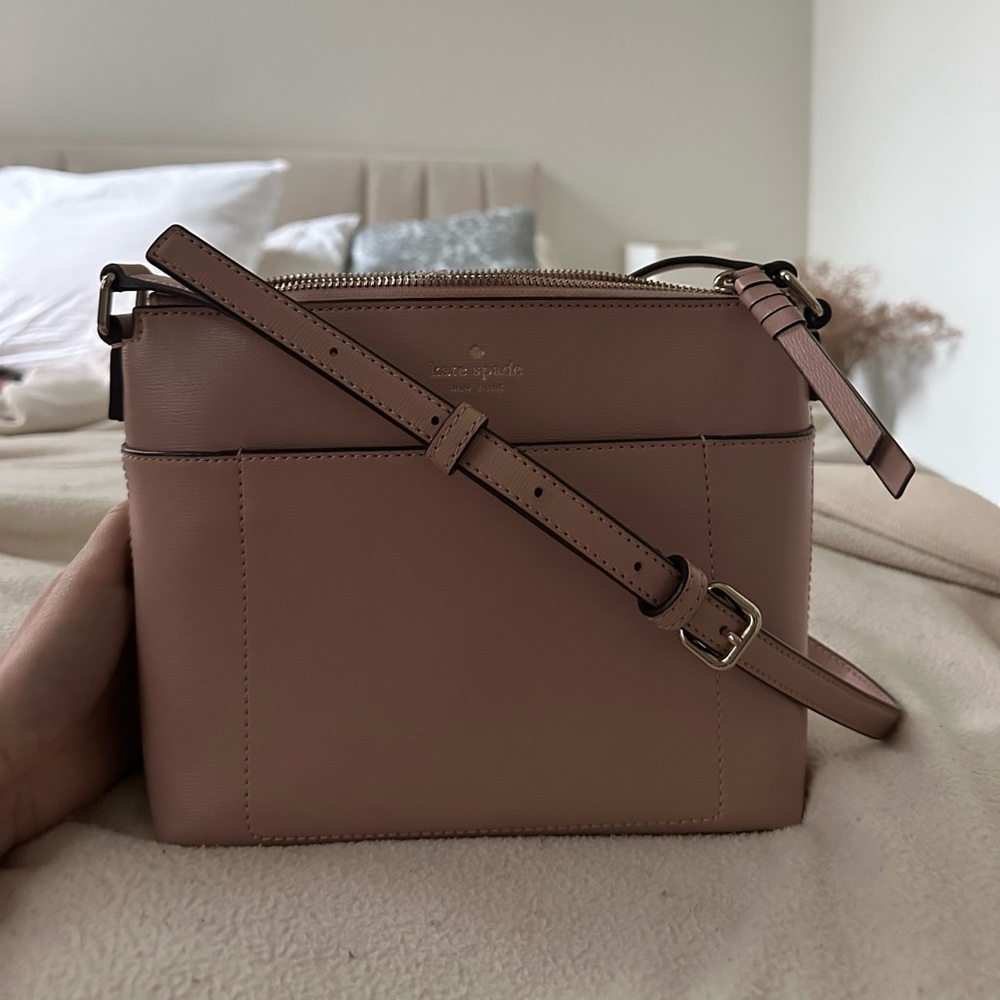 BRAND NEW - Kate Spade Ballet Pink Crossbody 🩰